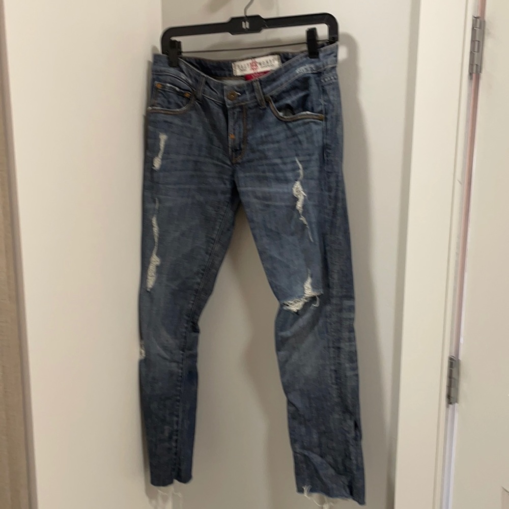 Distressed/Ripped Boyfriend Jean
